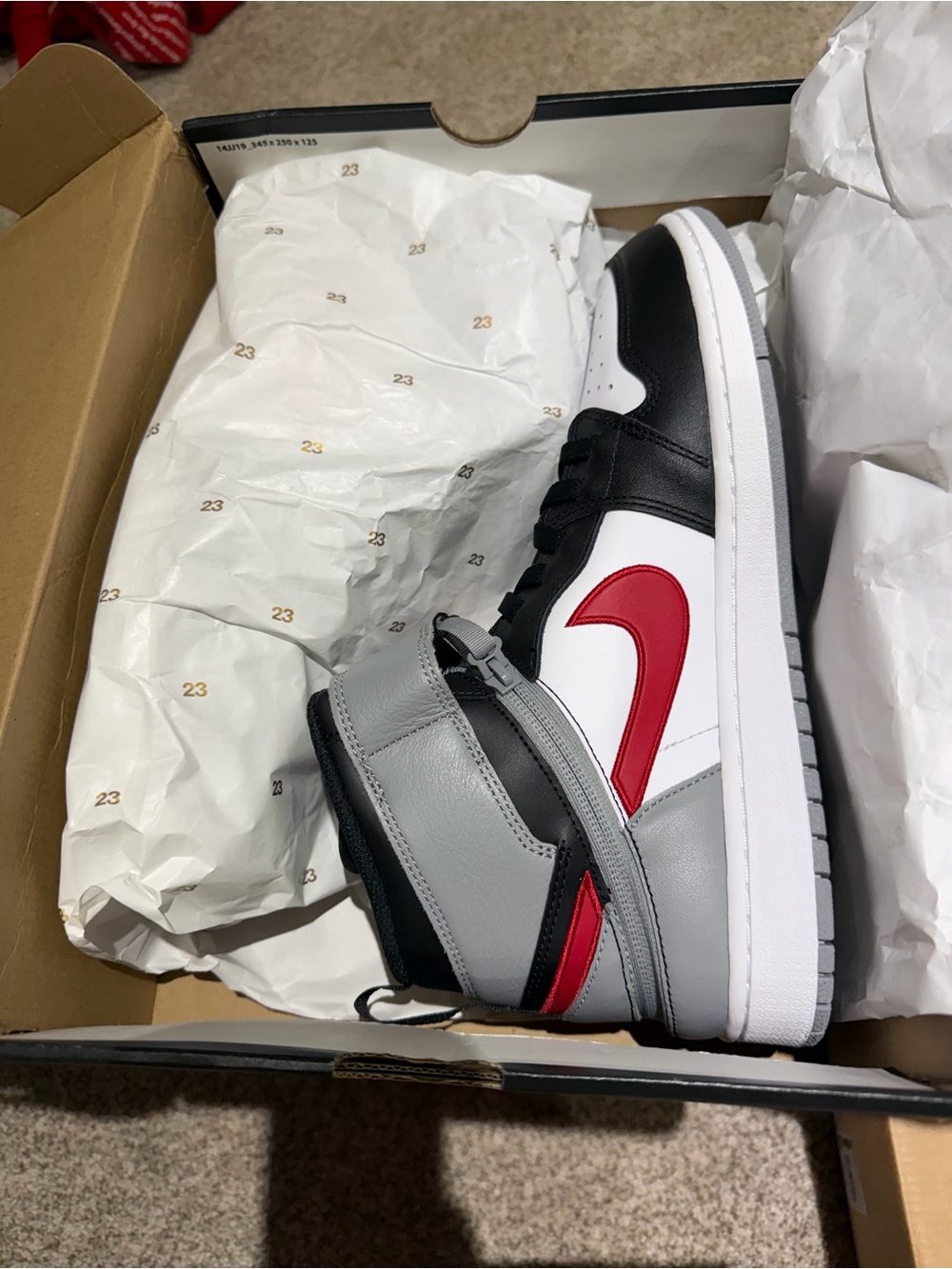 Air Jordan 1 High FlyEase (Style CQ3835-002, Size 11)